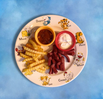 ÇOCUK SOSİS SEPETİ MENÜ 